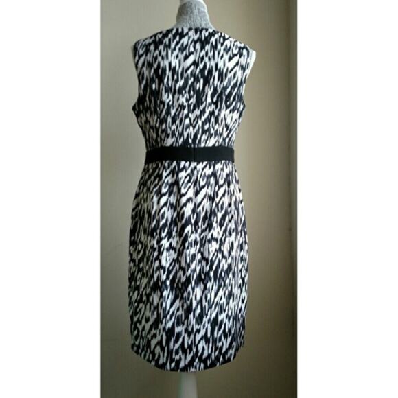 Maggy London Printed Dress - Size 10 - NWOT - Picture 4 of 6